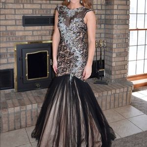 Mac Duggal Prom Dress Mermaid style Size 8 !!!!!Never Worn!!!!!! Never altered!